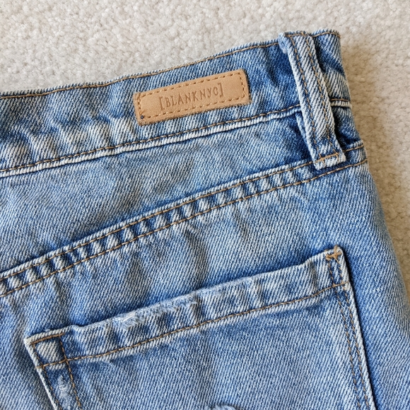 Blanknyc distressed cutoff jean shorts size 26 - Picture 7 of 8